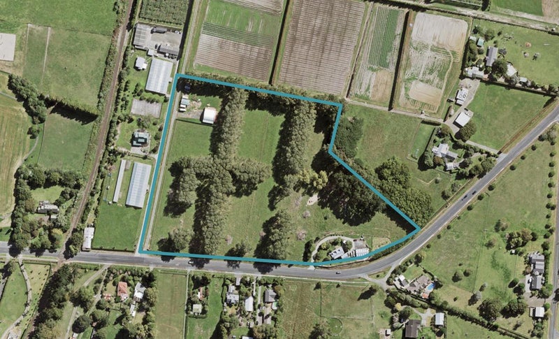 52 Taupaki Road, Henderson - Carousel 1