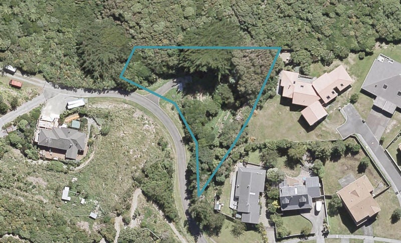 1//14 Otamarau Grove, Maungaraki, LOWER HUTT - Carousel 1