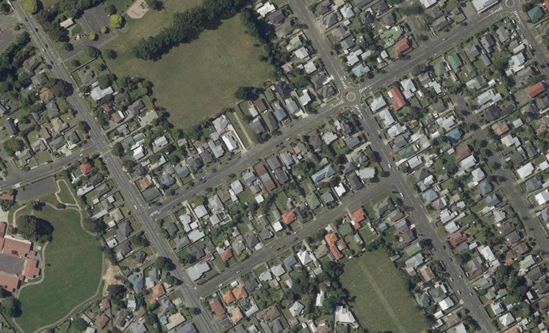 24 Chelwood Street, Takaro, Palmerston North - Carousel 1