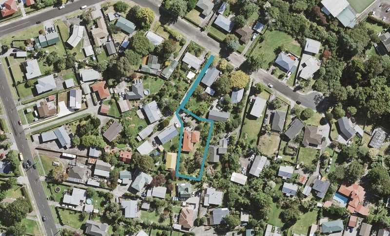 11C Lucinda Place, Glen Eden, Auckland - Carousel 1