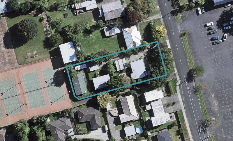 6A Racecourse Road, Waiuku, Waiuku - Carousel 1