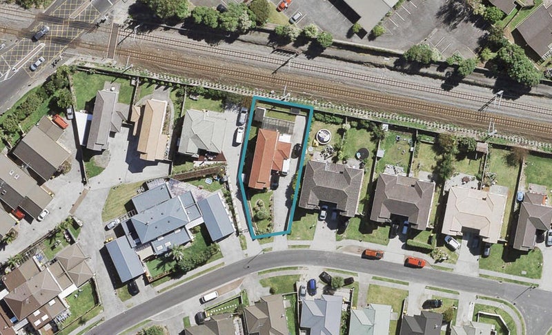 10A Charlenne Close, Ranui, Auckland - Carousel 1