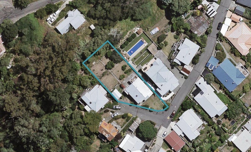 13 Lawrence Road, Hospital Hill, Napier - Carousel 1