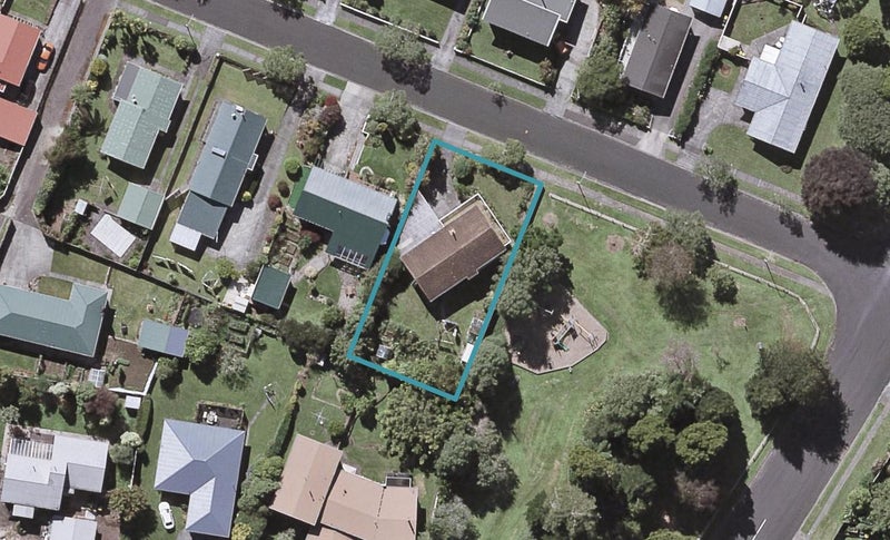 1 Kowhai Street, Inglewood, Inglewood - Carousel 1