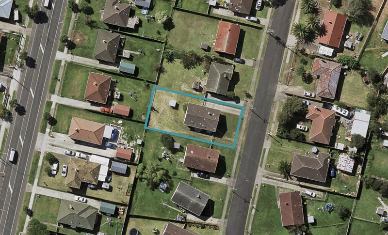 9 Featherston Crescent, Otara, Auckland - Carousel 1