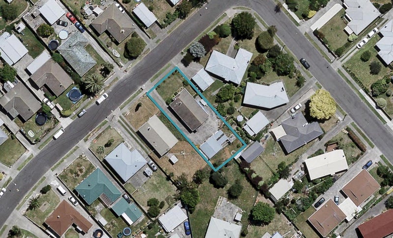 4 Neal Crescent, Onekawa, Napier - Carousel 1