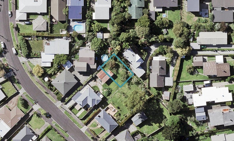 8B Paddington Street, Glen Innes, Auckland - Carousel 1