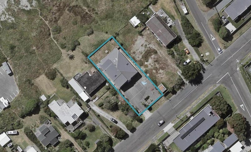 81 Tutere Street, Waikanae Beach, Waikanae - Carousel 1