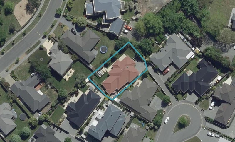 21 Breton Close, Northwood, Christchurch - Carousel 1
