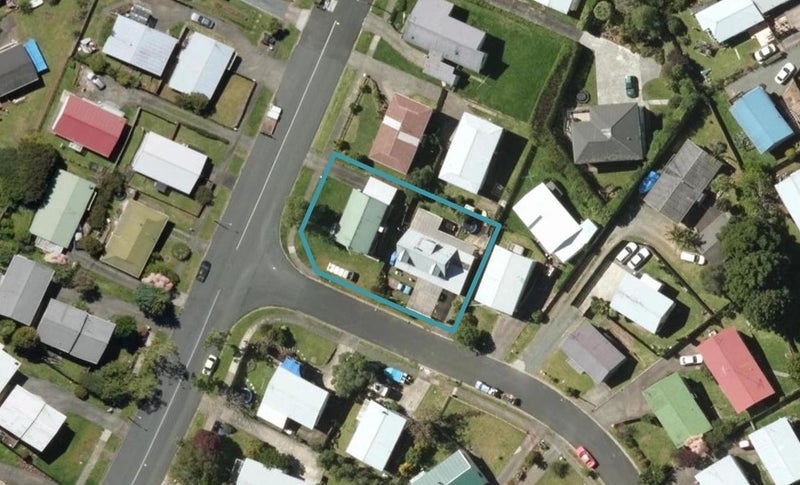 67 Eden Terrace, Te Kamo, Whangarei - Carousel 1