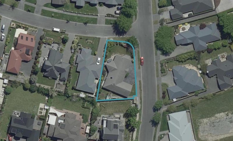 9 Woodhurst Drive, Casebrook, Christchurch - Carousel 1