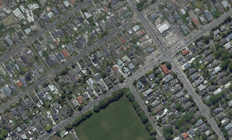 2/201 Innes Road, St Albans, Christchurch - Carousel 1