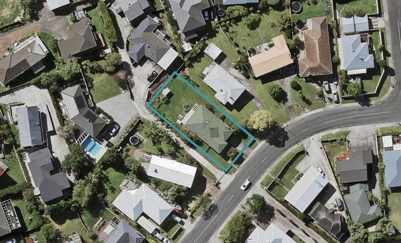 182 Nile Road, Forrest Hill, Auckland - Carousel 1