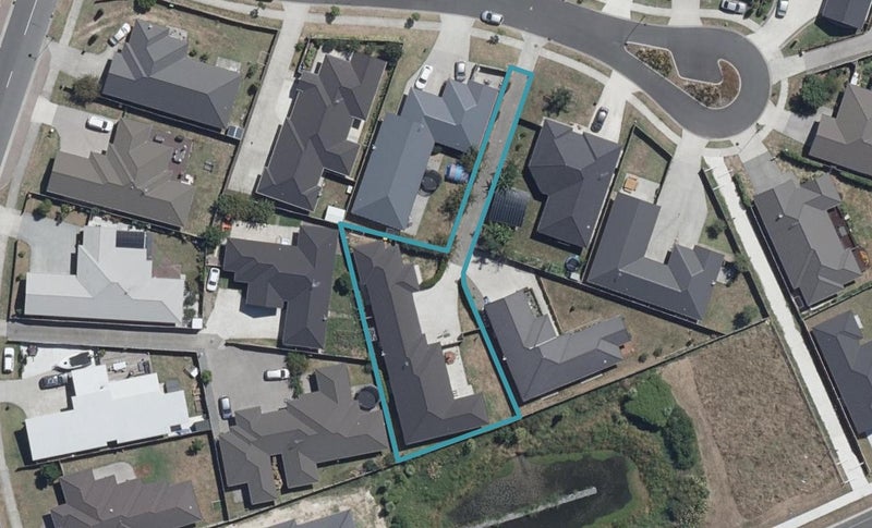 8 Raupo Place, Rototuna North, Hamilton - Carousel 1
