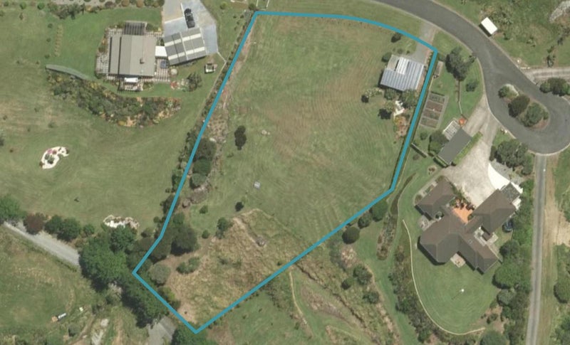 10 The Heights, Whangarei - Carousel 1