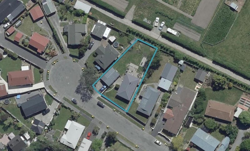 18 Burnridge Place, Belfast, Christchurch - Carousel 1