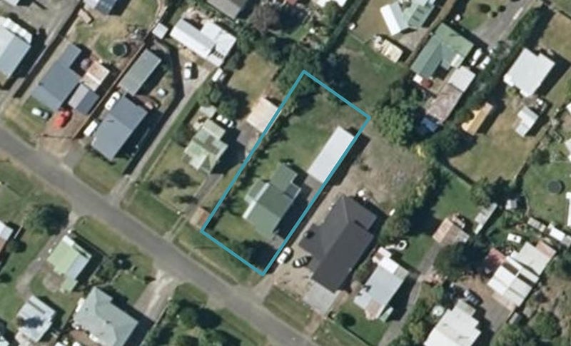 13 Shortt Street, Foxton Beach, Foxton - Carousel 1