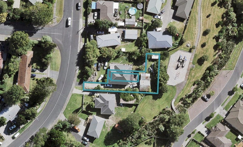 8/152 Metcalfe Road, Ranui, Auckland - Carousel 1