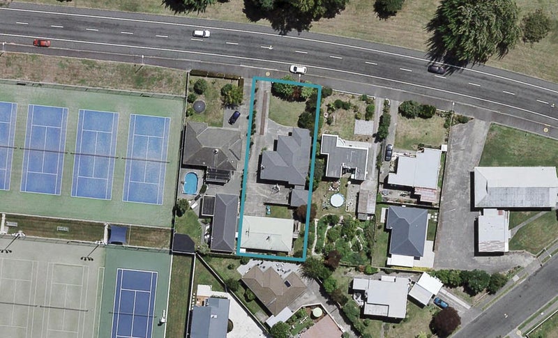 15 Douglas McLean Avenue, Marewa, Napier - Carousel 1