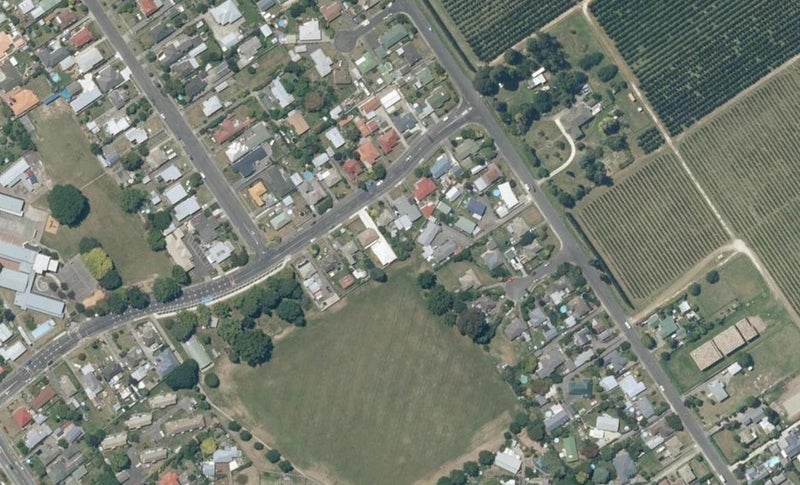 1209B Willowpark Road North, Mayfair, Hastings - Carousel 1