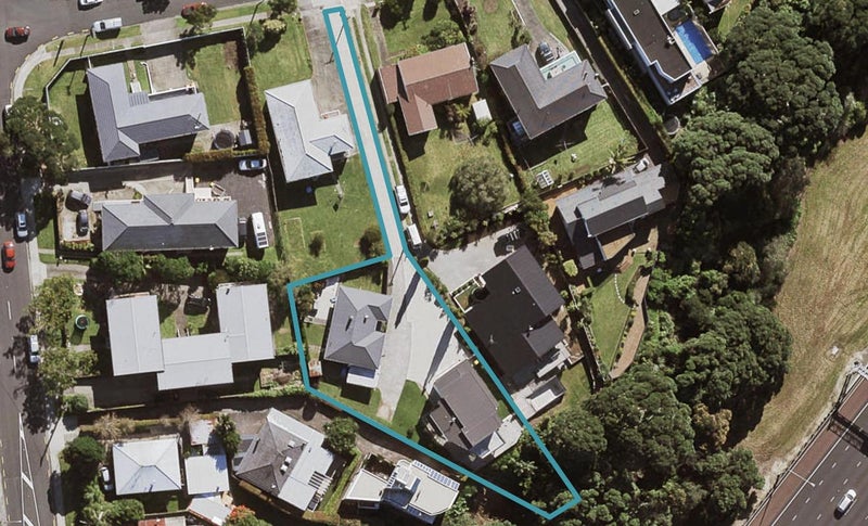 1/7 Heath Avenue, Northcote, Auckland - Carousel 1