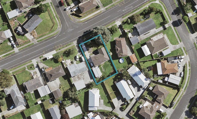 9 Hyperion Drive, Randwick Park, Auckland - Carousel 1