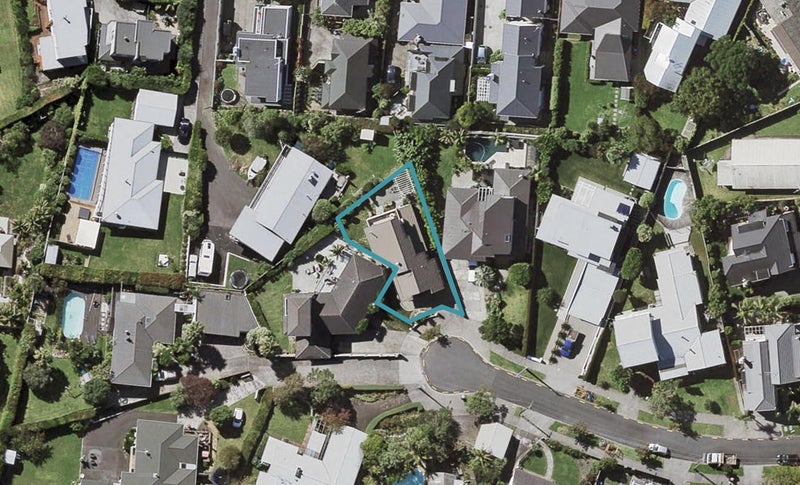 9A Meyrick Place, Meadowbank, Auckland - Carousel 1
