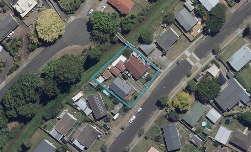 26 Karen Crescent, Dinsdale, Hamilton - Carousel 1