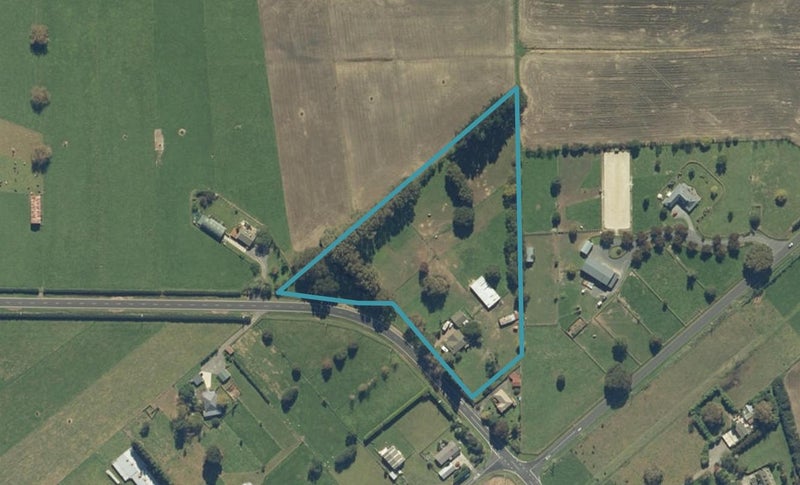 54 Ngutumanga Road, Waihou, Te Aroha - Carousel 1