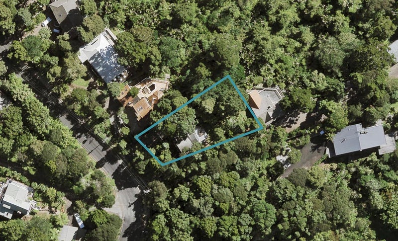 66 Park Road, Titirangi, Auckland - Carousel 1