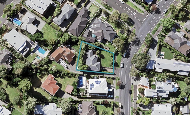 16 Kesteven Avenue, Glendowie, Auckland - Carousel 1