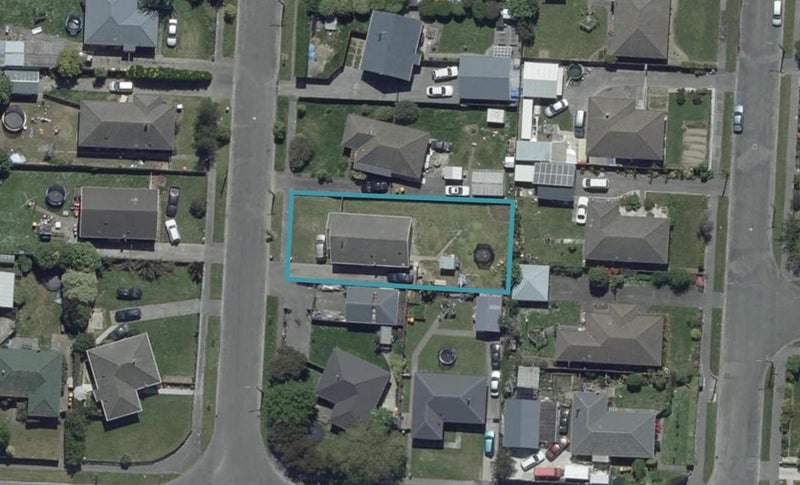 4 Ealing Street, Northcote, Christchurch - Carousel 1