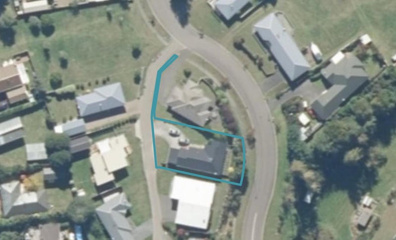 3 Lakemere Way, Taupo - Carousel 1