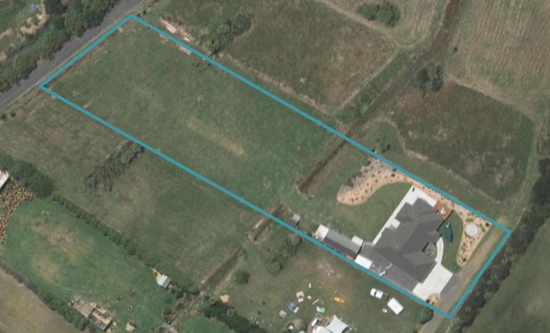 11 Sunrise Lane, Kaiwaka - Carousel 1