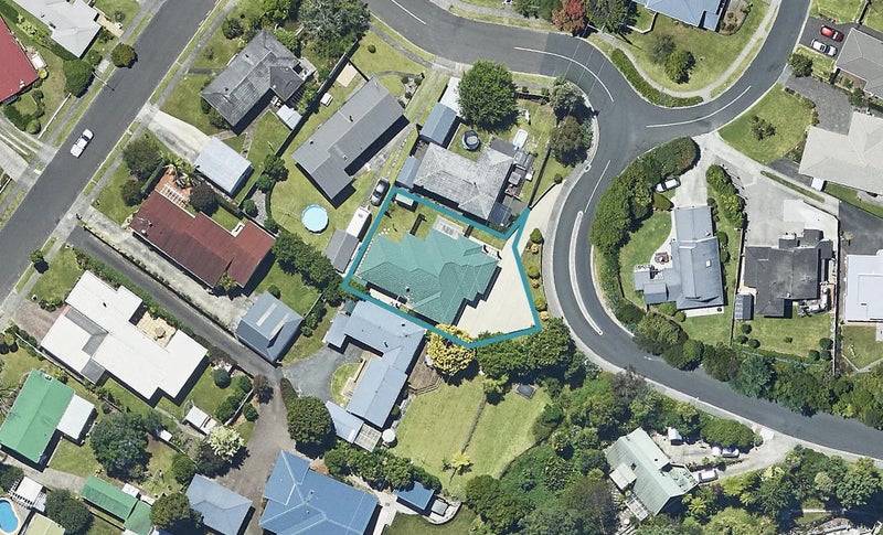 2 Fantail Drive, Maungatapu, Tauranga - Carousel 1