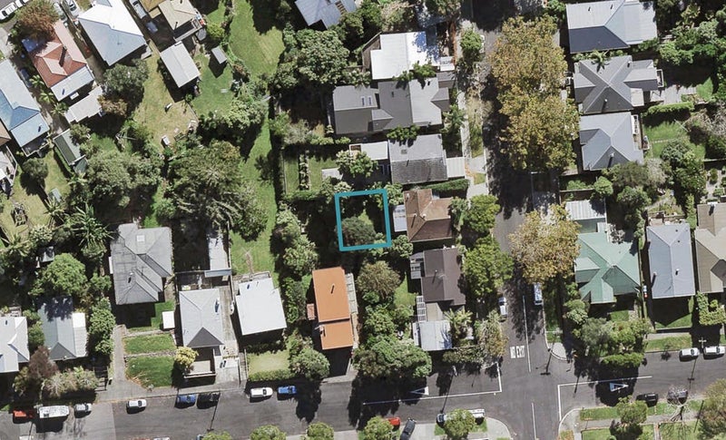 64A Selbourne Street, Grey Lynn, Auckland - Carousel 1