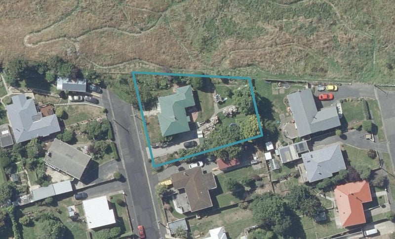 19 Shulma Street, Abbotsford, Dunedin - Carousel 1