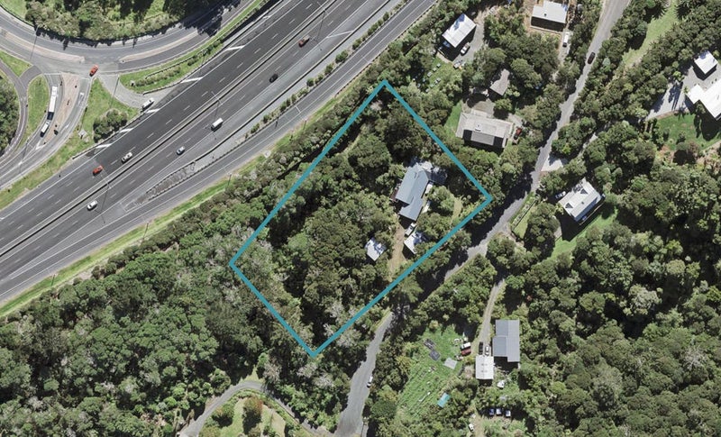 5 William Pitcher Place, Greenhithe, Auckland - Carousel 1