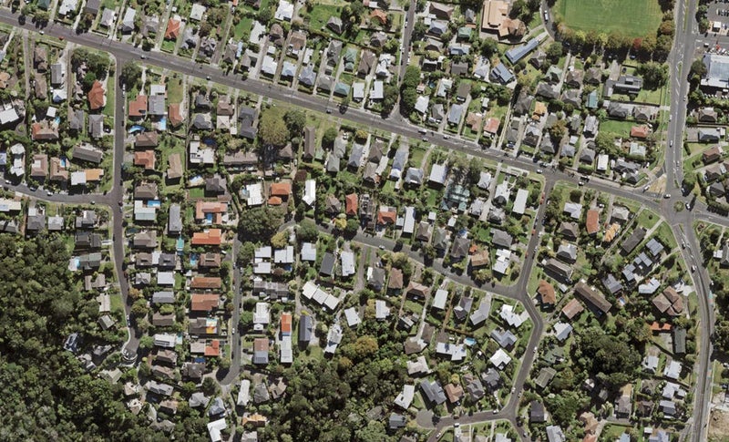 17 James Evans Drive, Northcote, Auckland - Carousel 1