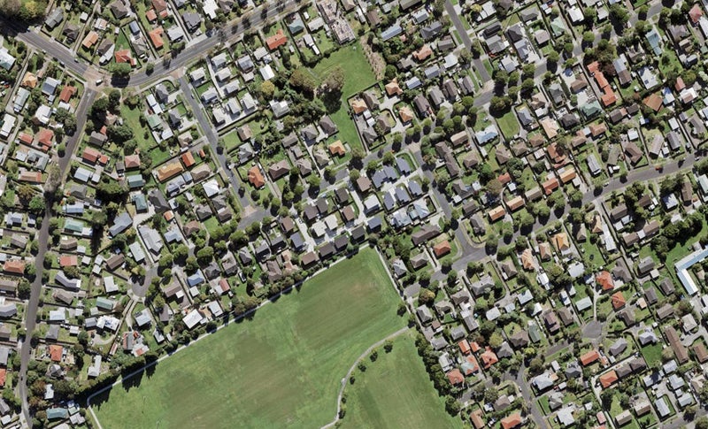 2 Whau Crescent, Avondale, Auckland - Carousel 1