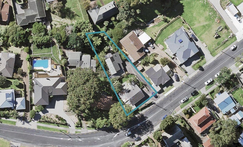 2/70 Selwyn Road, Howick, Auckland - Carousel 1