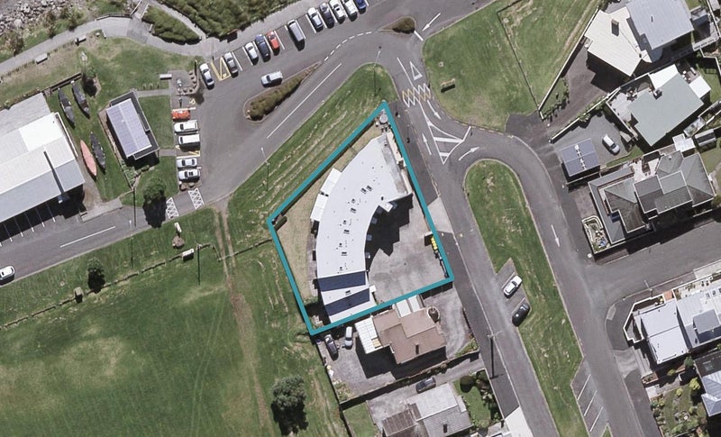 2B Nobs LINE, Strandon, New Plymouth - Carousel 1