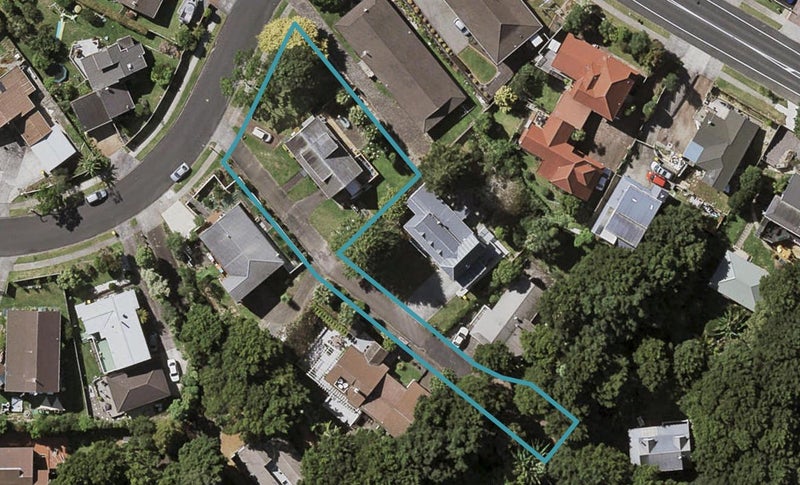 6 Kingsclere Place, Goodwood Heights, Auckland - Carousel 1