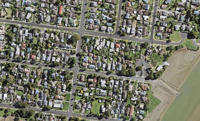 4A Hazards Road, Weymouth, Auckland - Carousel 1
