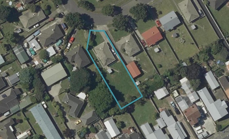 41 Exeter Crescent, Takaro, Palmerston North - Carousel 1