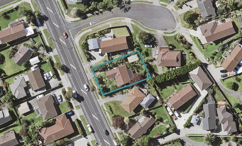 142 Aviemore Drive, Highland Park, Auckland - Carousel 1
