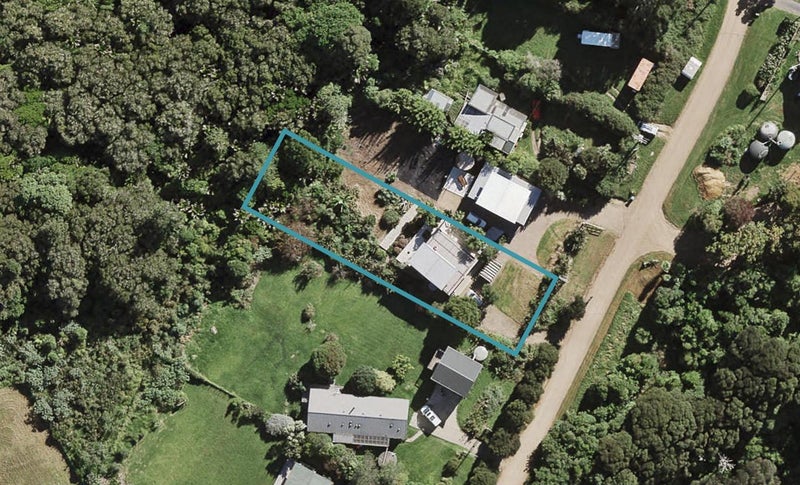 132 Trig Hill Road, Onetangi, Waiheke Island - Carousel 1