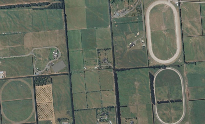 1084 Newtons Road, Christchurch - Carousel 1