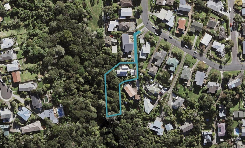 19A Tui Glen Road, Birkenhead, Auckland - Carousel 1