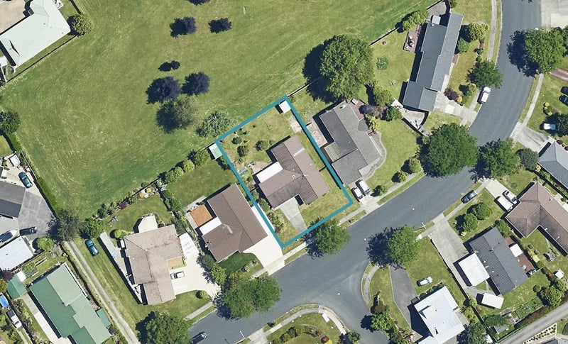 26 Hodgkins Street, Pukehangi, Rotorua - Carousel 1